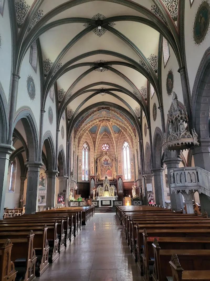 Pohřební služby MARIÁNSKÉ LÁZNĚ - Ivan Oračko