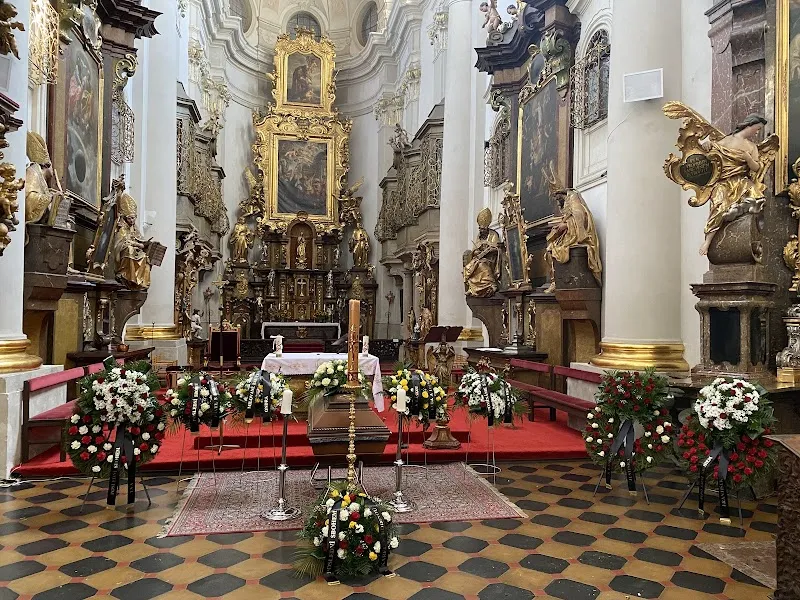 Pohřební služba HELFI - Harfa